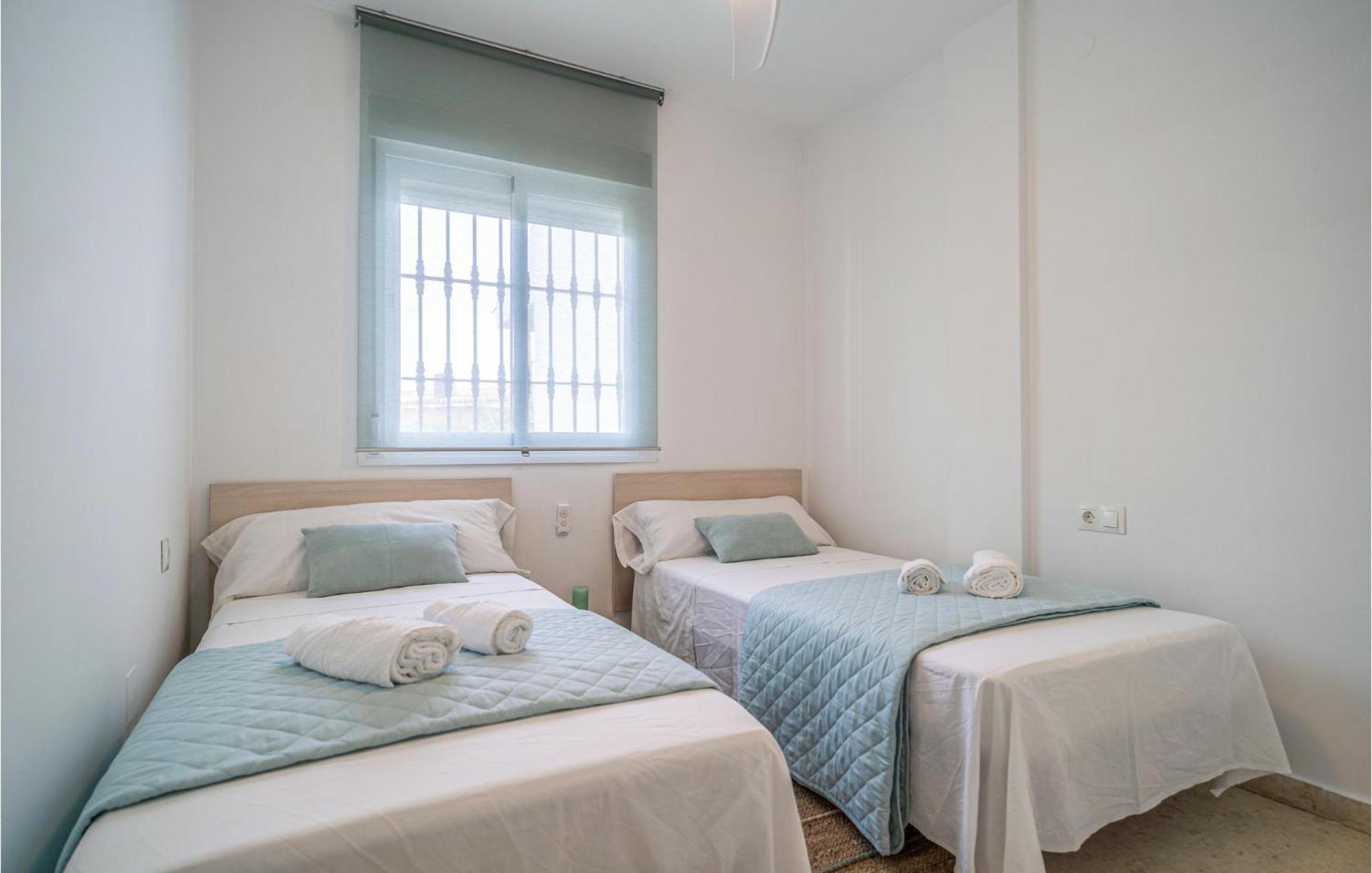 Nice Home In Velez-Malaga With Wifi מראה חיצוני תמונה
